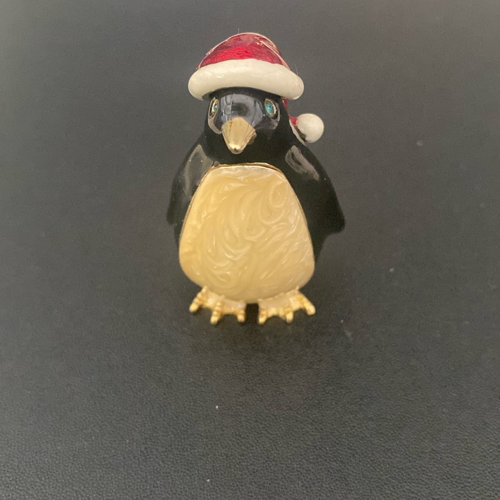 Monet pinquin trinket box with a Santa hat. Vintage @ in A-1 condition.